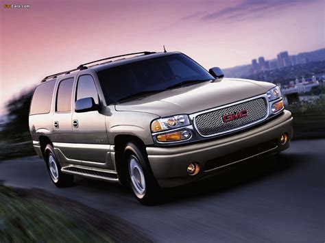 GMC Yukon XL Denali 2001–06 photos (1280x960)