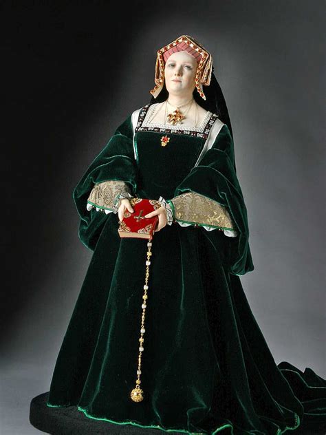 Catherine of Aragon | Devoted wife and gracious queen - cruelly treated.