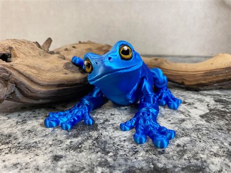 3D Printed Fully Articulating Frog, Gifts for Frog Lovers, Amphibian ...