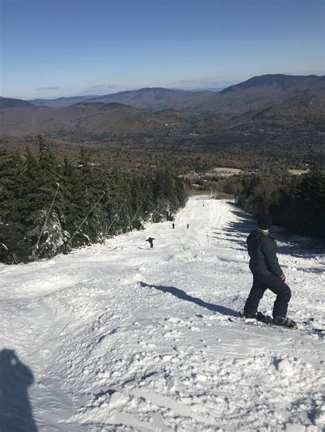 Sunday River, Newry, Maine. Opening Day! : r/skiing