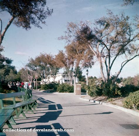 Davelandblog: Summer at Disneyland, 1960