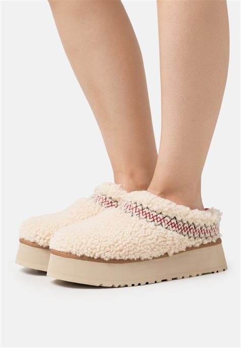 UGG TAZZ BRAID - Slippers - natural/off-white - Zalando.co.uk