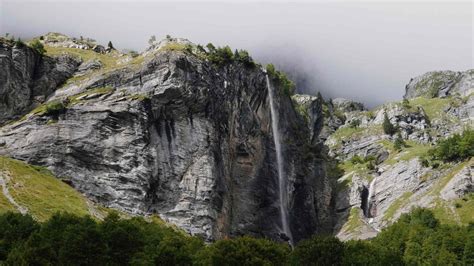 Hiking in the French Alps: Stunning Views from the Mountains