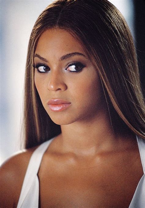 Beyonce, inspiration for Olivia Chapman, An Inconvenient Desire. Beyonce 2000's, Queen Bee ...