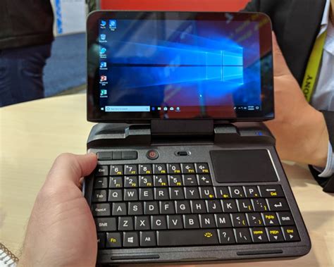 First look: GPD Micro PC handheld computer with Intel Gemini Lake (CES 2019) - Liliputing