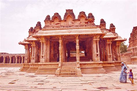 The Old Ruins of Hampi: A Travel Guide & Evocative Photos – Orange Wayfarer