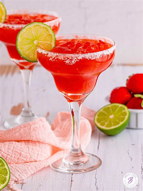 Easy Strawberry Margarita Recipe On The Rocks | Deporecipe.co