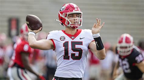 Georgia Quarterback Carson Beck Explains Why He Stuck With Bulldogs ...