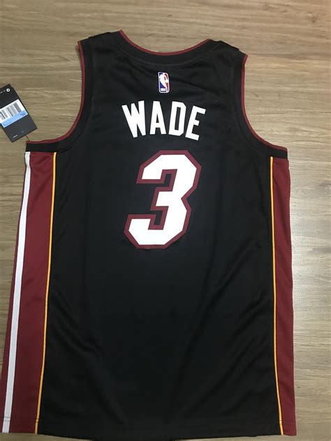 I ordered this (customized) jersey on NBA store 2 weeks ago and ...