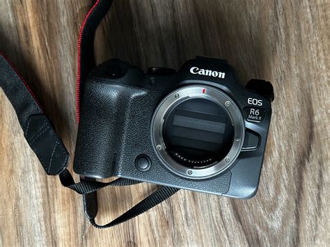 Canon EOS R6 Mk II Review