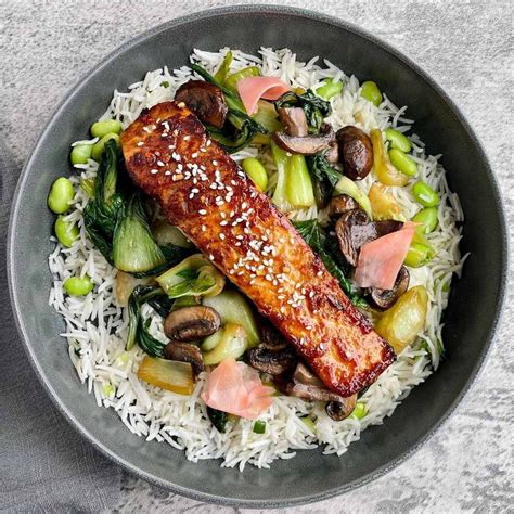 Soy Glazed Salmon - EatFlavorly