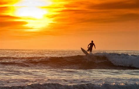 The Basics of Surfing in Costa Rica - Javi's Travel Blog - Go Visit Costa Rica