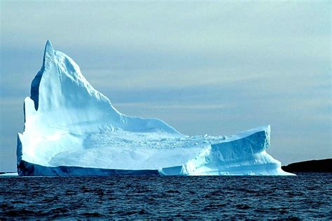 How Do Icebergs Form? - WorldAtlas