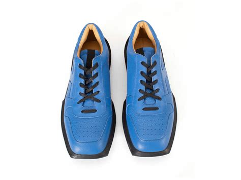 Wade - Blue | Contrast Lace-Up Leather Sneakers | Fluevog Shoes