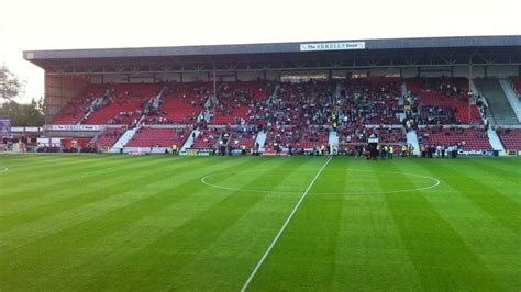 Swindon Town football club's new Highworth HQ hope - BBC News