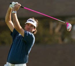 Bubba Watson uses pink driver to raise money for Phoenix charities