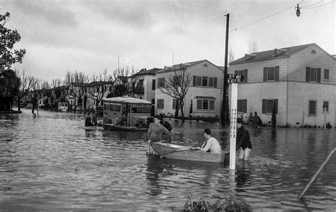 35 Black and White Photos of the 1938 Los Angeles Flood ~ vintage everyday