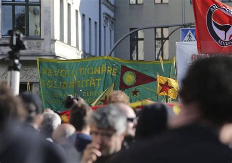 Why Does the Turkish Left Adore the PKK? - Politics Today