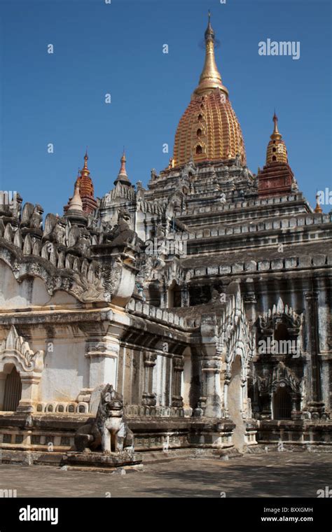 the Ananda Temple, Bagan Stock Photo - Alamy