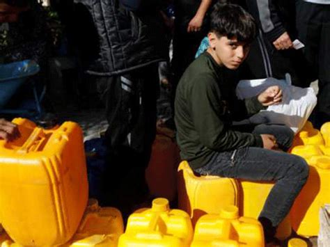 More than 160 hostages still held by Hamas: Gazans lined up for three days to receive cooking ...
