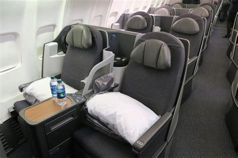 AA Lie-Flat Business Class Seats on 757s by the End of 2019