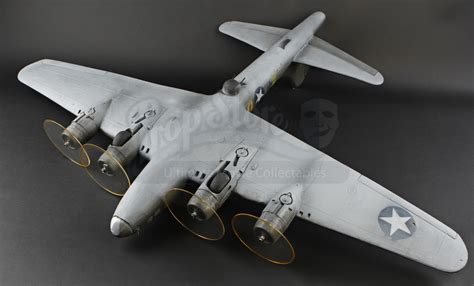 B-17 Bomber Model Miniature Display | Prop Store - Ultimate Movie ...