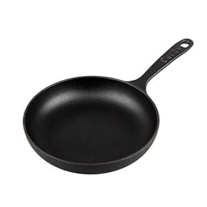 Amazon.com: Denby Cast Iron Omelette Pan, 8-Inch, Black: Omelet Pans: Kitchen & Dining