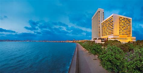 Switch off for the weekend and plan a staycation at these Oberoi properties | GQ India | Live Well