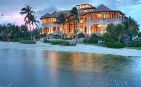 39 Luxury Beach House Design Ideas - Homiku.com | Luxury beach house, Dream beach houses, Beach ...