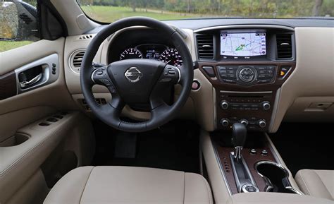 Nissan Pathfinder Interior