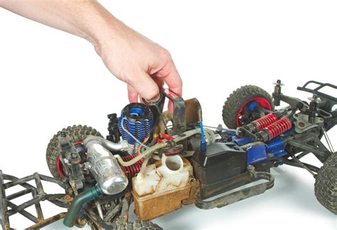 How To Troubleshoot A Nitro Engine - RC Car Action