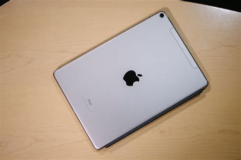 Apple iPad Pro (10.5-Inch) Review | PCMag