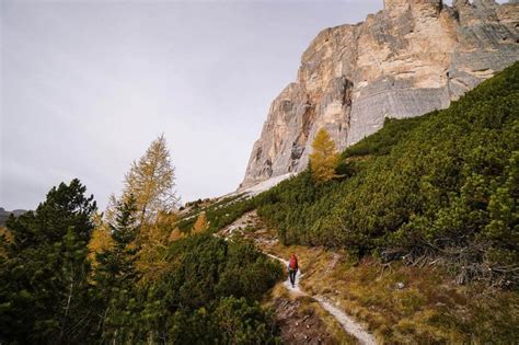 9 Best Hikes in Cortina d'Ampezzo, Italian Dolomites