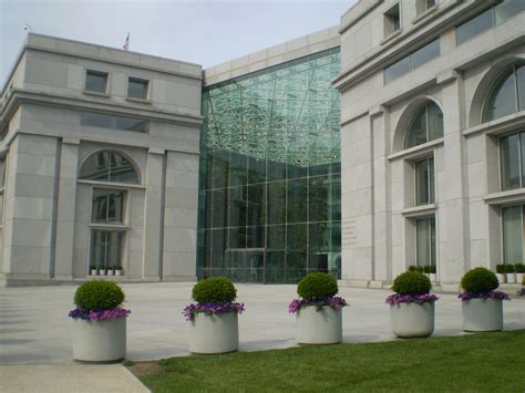 File:Thurgood Marshall Federal Judiciary Building front.JPG - Wikipedia, the free encyclopedia