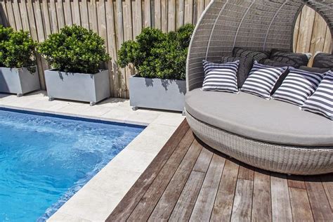 Cool 10 Best And Incredible Outdoor Furniture Ideas With Simple Pool Design Outdoor furniture ...