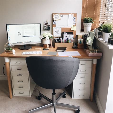 Ideas e inspiración para decorar oficinas #87 Home Office Setup, Home Office Space, Office Decor ...