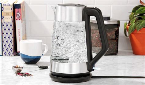 The 15 Best Electric Tea Kettles of 2022 - PureWow