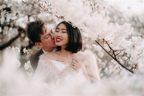 Pre Wedding photoshoot in beautiful Sakura Cherry Blossoms — Sam Spicer ...