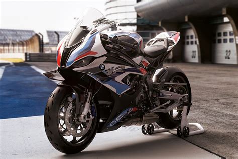 BMW Adds Limited-Run M1000RR to its Performance Line | Man of Many