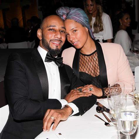 Alicia Keys' Husband Swizz Beatz Expertly Removes Her Gel Manicure at Home