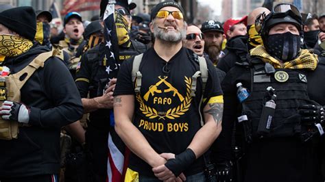 Dominic Pezzola, alleged Proud Boy wants bond as he faces charges | wusa9.com