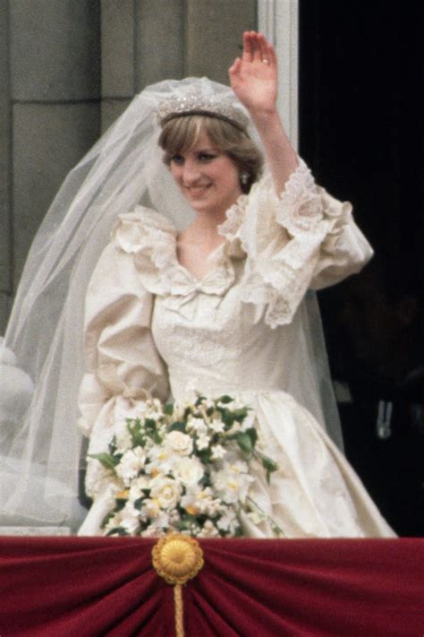 Princess Diana In Her Wedding Dress