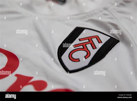 Fulham fc badge hi-res stock photography and images - Alamy