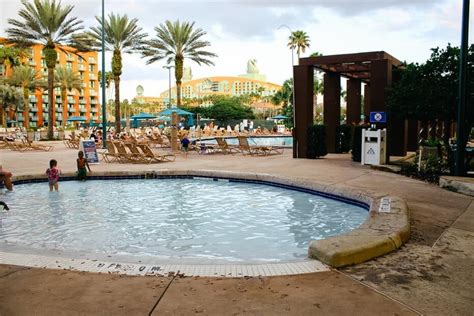 The Pools at Disney’s Swan and Dolphin Resort – Resorts Gal