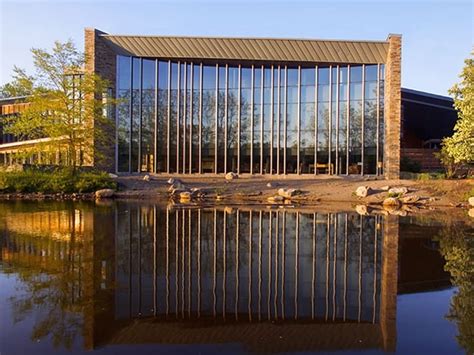 The Cornell Lab of Ornithology/Sapsucker Woods Sanctuary | The Statler Hotel