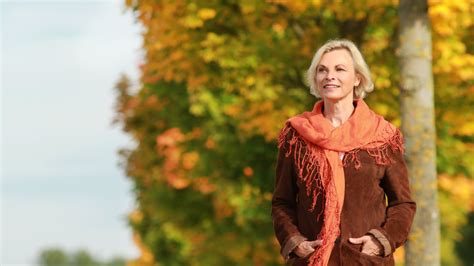 5 Fall Activities That'll Improve Your Health | Woman's World