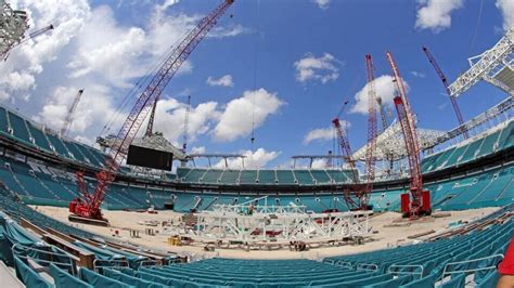 An up-close look at Miami Dolphins' stadium renovation project | Miami Herald