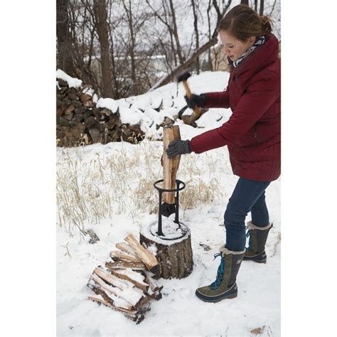 New Tool Allows You to Split Your Kindling With Ease » HG