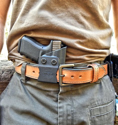 Best Appendix Carry Holsters: The Complete AIWB Buyers Guide [2020]