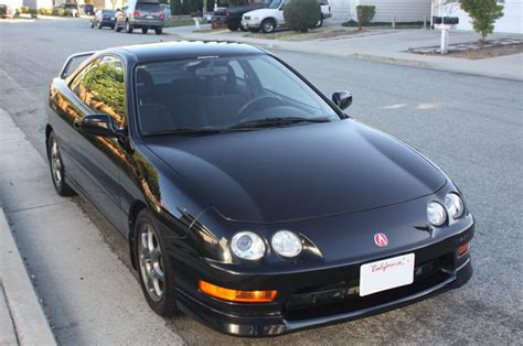 Just Listed: Near-Mint 2001 Acura Integra Type R | Automobile Magazine